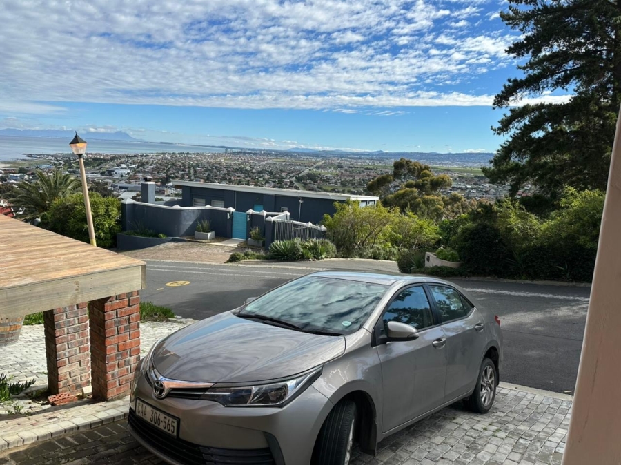 To Let 1 Bedroom Property for Rent in Mountainside Western Cape